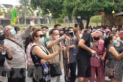 Firms urge announcement of time for int’l tourism restoration in February