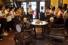 New tourism model educating students on Hanoi launched