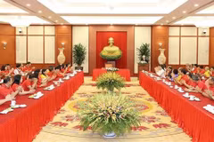 Party leader meets delegates to Red Cross Society’s national congress