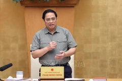 PM assigns tasks to overcome difficculties, ensure macro-economic stability