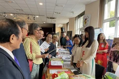 Organisations, associations contribute to Vietnam-France relationship