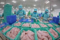 Tra fish exports record strong recovery in early 2022 