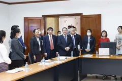 NA Vice Chairman visits Vietnamese language class in Laos