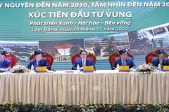 PM urges breakthroughs in Central Highlands development