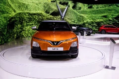 VinFast, Cerence unveil cloud connected car using digital twin platform