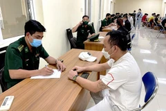 An Giang province receives 44 illegal migrants from Cambodia