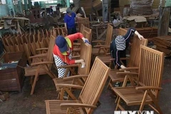 Wooden furniture firms full of orders through Q3
