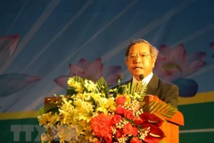 Vietnam, Laos step up people-to-people exchanges