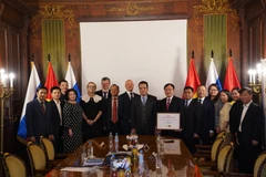 Vietnamese expatriates in Russia send pandemic drug home