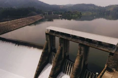 Indonesia eyes to export excess electricity to ASEAN