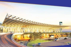 Van Don Int’l Airport honoured as leading regional airport