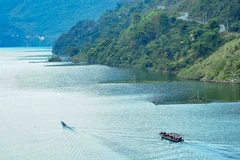 Stunning Muong Lay town