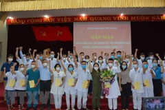 More medical workers sent to help with pandemic control in southern localities