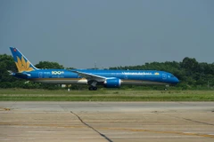 Noi Bai airport’s upgraded runway put into operation