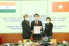 Vietnamese association presents 100 ventilators to India