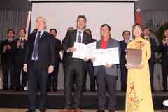 Vietjet, Rolls-Royce sign 400 mln USD deal for modern aircraft engines
