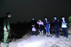  Binh Phuoc arrests five illegal Chinese immigrants