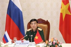 Vietnamese, Russian defence ministers hold phone talks