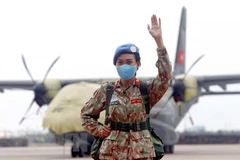 Vietnam helps maintain sustainable global peace: Officer