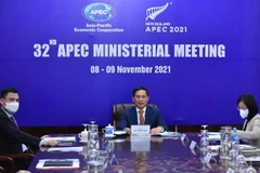 Vietnam suggests APEC promote leading role in free trade