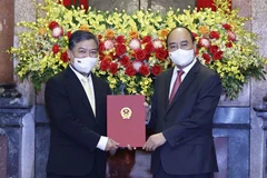 Appointment decision presented to Vietnamese Ambassador to Cambodia