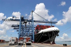 Shipping lines continue to increase fees, firms face more difficulties