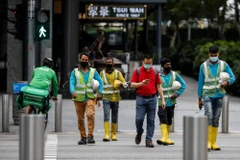 Singapore’s unemployment rate falls four straight months in Feb