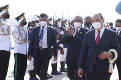  President Nguyen Xuan Phuc arrives in Phnom Penh, begins visit to Cambodia
