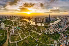 Public investment pushes real estate market