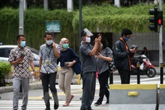 Indonesia sees steep decrease in new infections thanks to immunisation