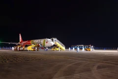 Van Don Airport welcomes first int’l flight after one-month shutdown
