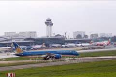 More than 1,600 flights delayed, cancelled in May