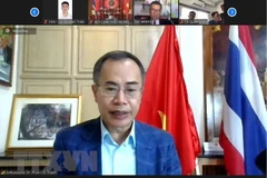 Vietnamese Embassy links Vietnamese in Thailand together amid COVID-19