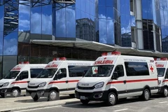 THACO donates ambulances, mobile vaccination trucks to HCM City