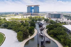 Binh Duong works hard on infrastructure development, administrative reform