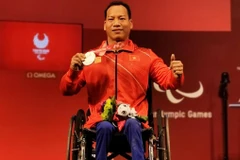 Powerlifter Le Van Cong wins silver at Tokyo 2020 Paralympics