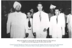 Photo book on diplomat Nguyen Co Thach debuts 