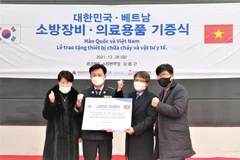 RoK partners donate medical equipment, supplies to Vietnam 