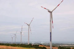 Obstacles should be removed to facilitate offshore wind power development: Experts