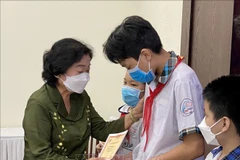 Scholarships given to southern children affected by COVID-19