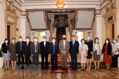 US university pledges cooperation with HCM City in human resources training