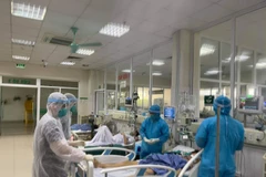 JICA presents medical devices for COVID-19 treatment to HCM City