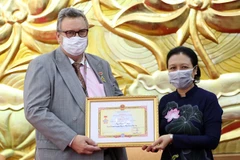 Friendship insignia presented to outgoing Finnish Ambassador