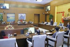 NA leader meets leaders of outstanding enterprises 