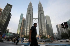 Malaysia unveils 4.86 billion USD economic stimulus package