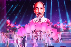 Hanoi, HCM City hold art shows to mark Party’s founding anniversary