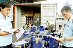 HCM City continues to fight smuggling, trade fraud