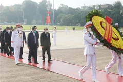 Leaders commemorate President Ho Chi Minh on National Day