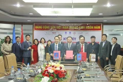 Credit contract sealed for restructuring of Dak Drinh hydro power plant