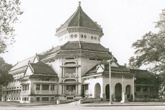 Conference seeks to unleash potential of old photo archives at Vietnamese institute